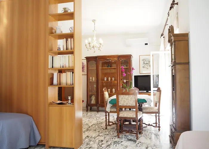 Pia'S House